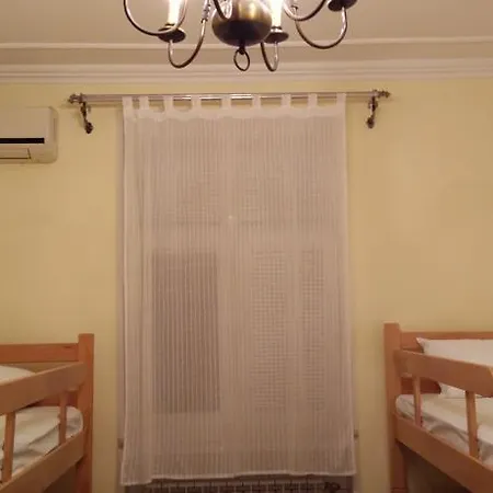 Yetişkin Oteli Hedonija 4*