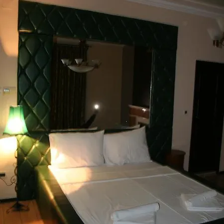 Yetişkin Oteli Hedonija Belgrad