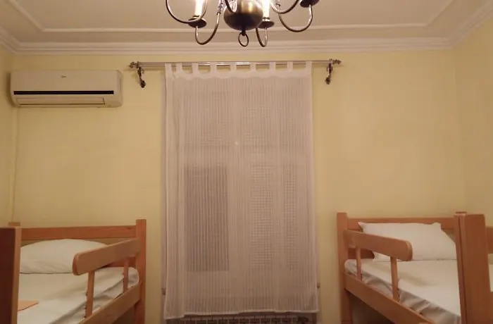 Love hotel Hedonija 4*