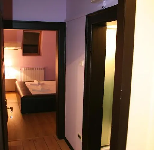 Love hotel Hedonija 4*